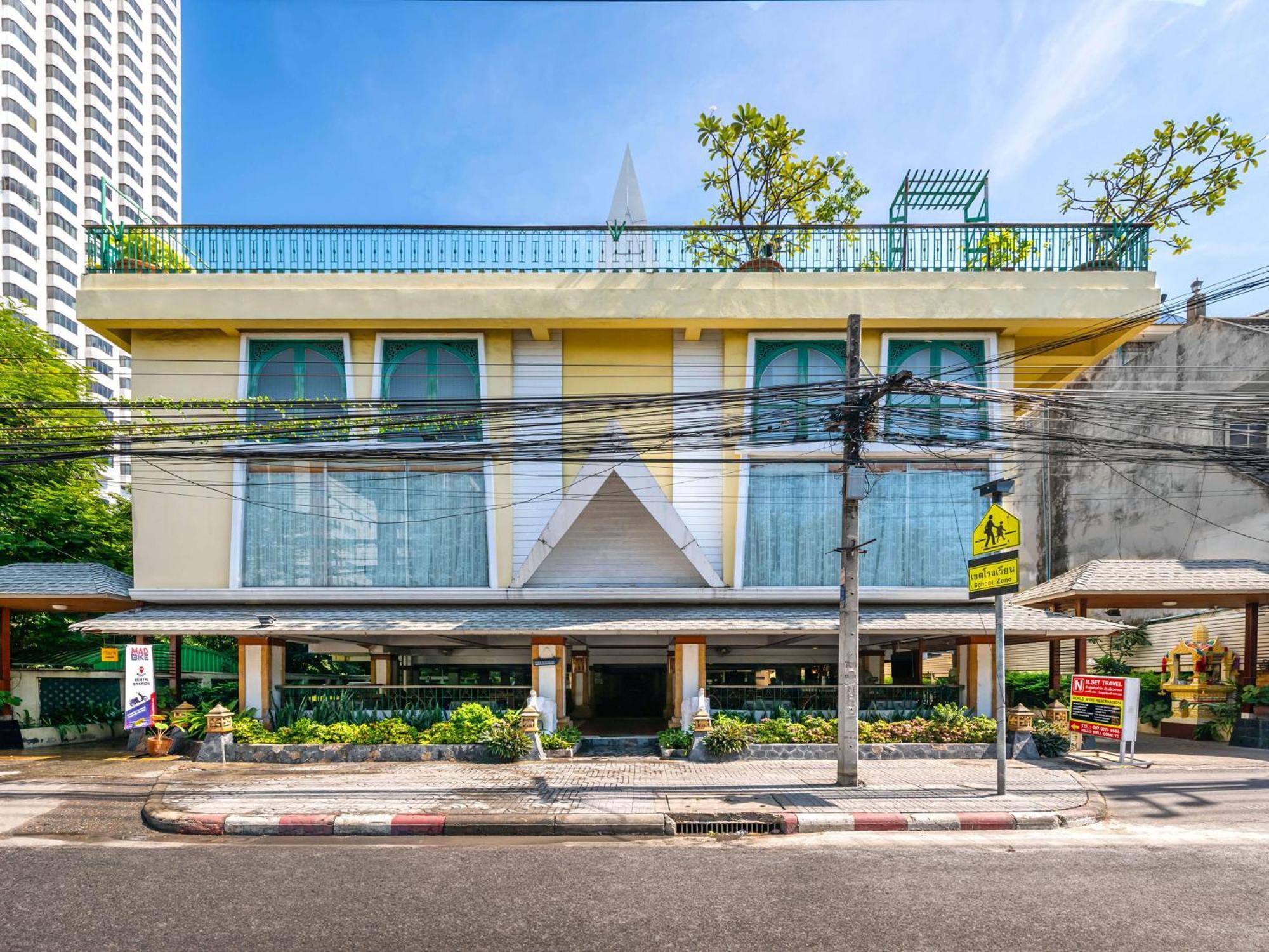 로열 아이보리 수쿰빗 나나 바이 컴패스 호스피탈리티 호텔 방콕 외부 사진
